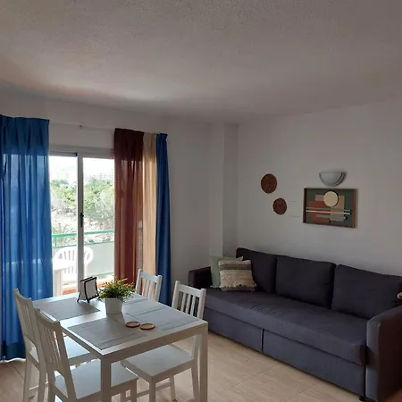 Comodoro Cristianos 601t Los Cristianos (Tenerife)