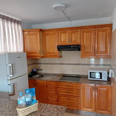 Comodoro Cristianos 601t Los Cristianos (Tenerife)